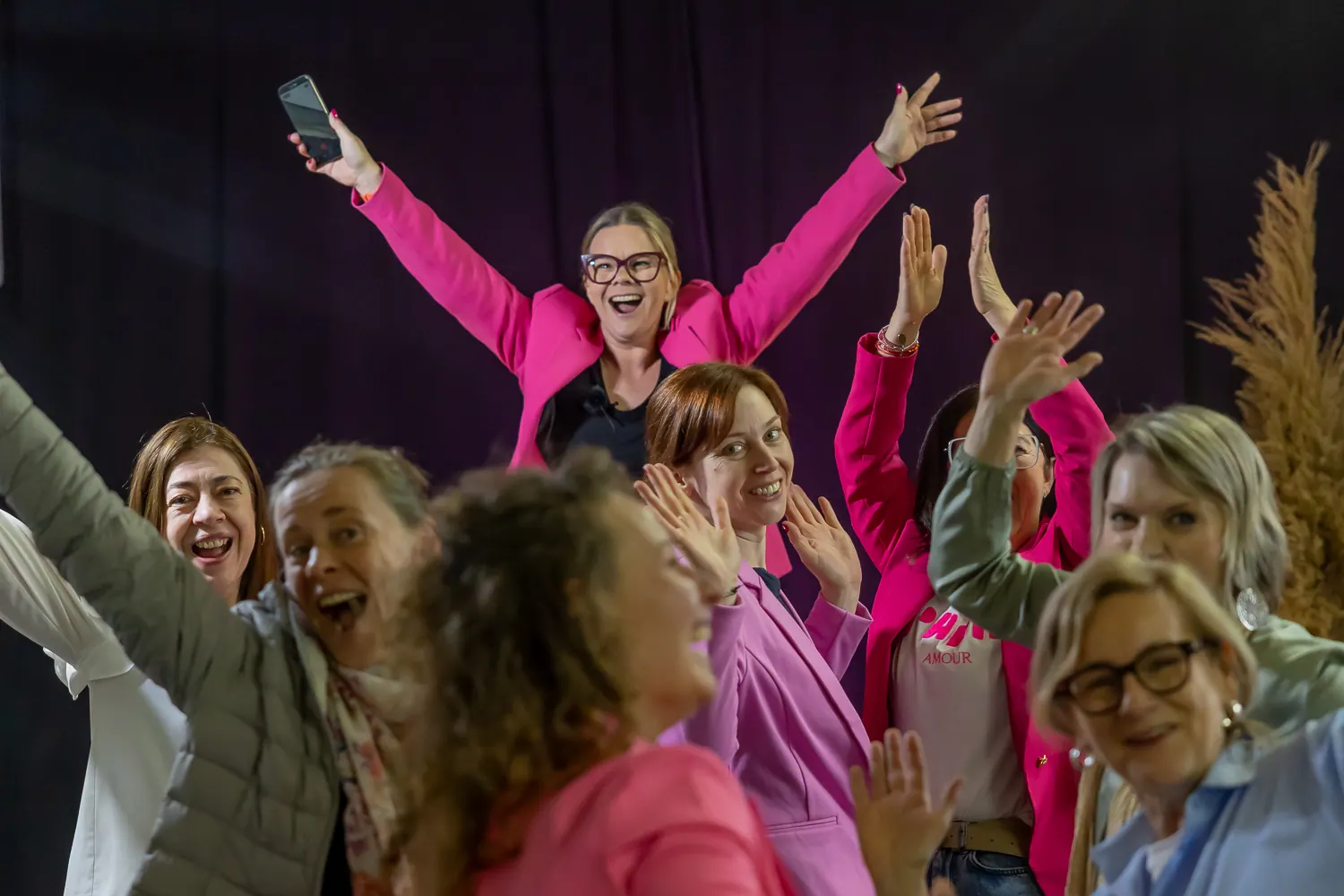 Yvonne Obermüller bei einem Shooting mit Pferd
